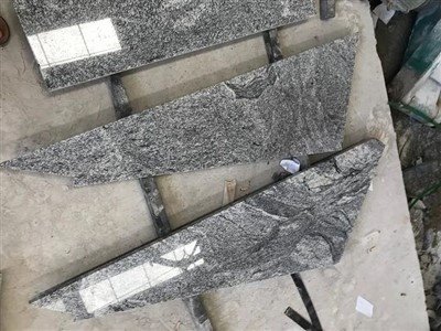 Płyta granitowa z naturalnego kamienia polerowana China Juparana na schody